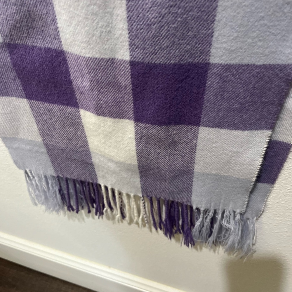 ITALY DESIGN 100% CASHMERE LAVENDER PURPLE WHITE PLAID FRINGE SCARF - Picture 9 of 10